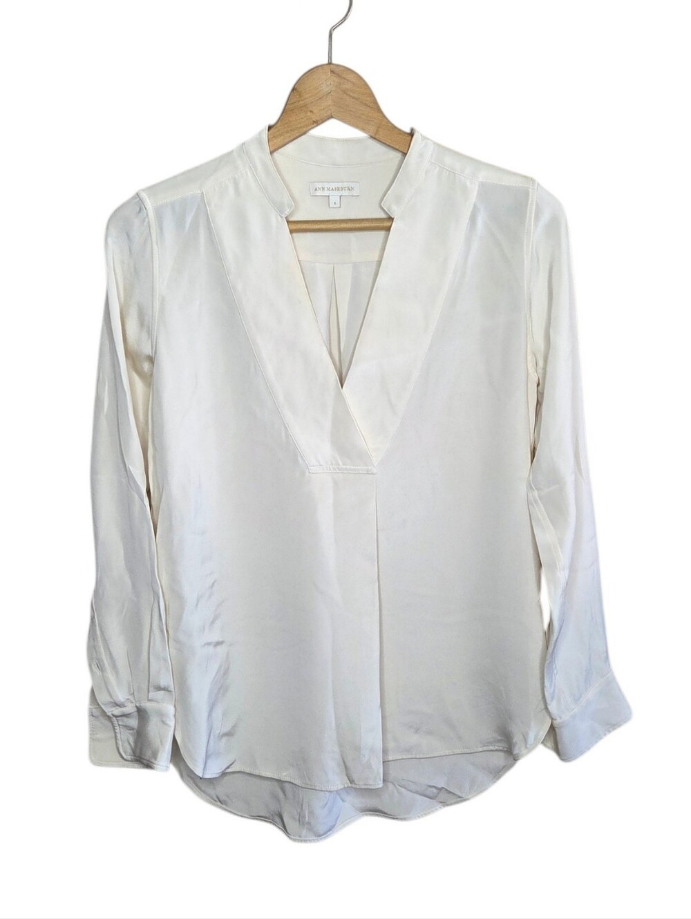 Ann Mashburn Cream Silk Split V-neck Popover Blouse Size Small Quiet Luxury Work